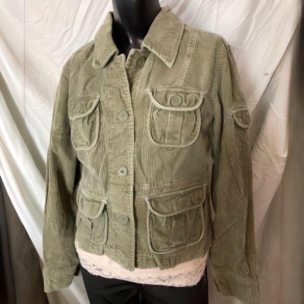 Limited Edition Aeropostale corduroy jacket, size M